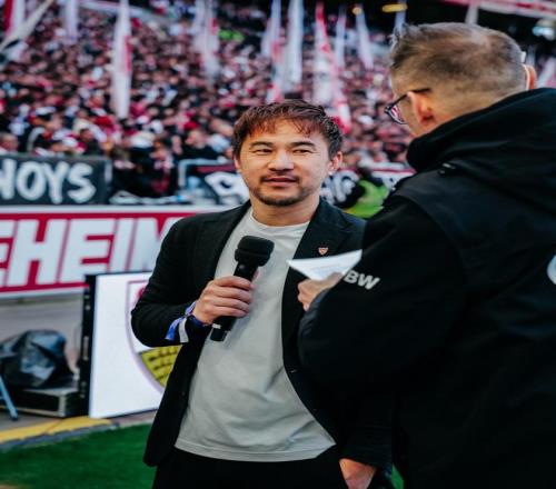 郑钦文担纲,澳网揭幕战,中央球场赛,贪玩娱乐官网玩家首选,贪玩娱乐官网H5,贪玩娱乐官网游戏平台